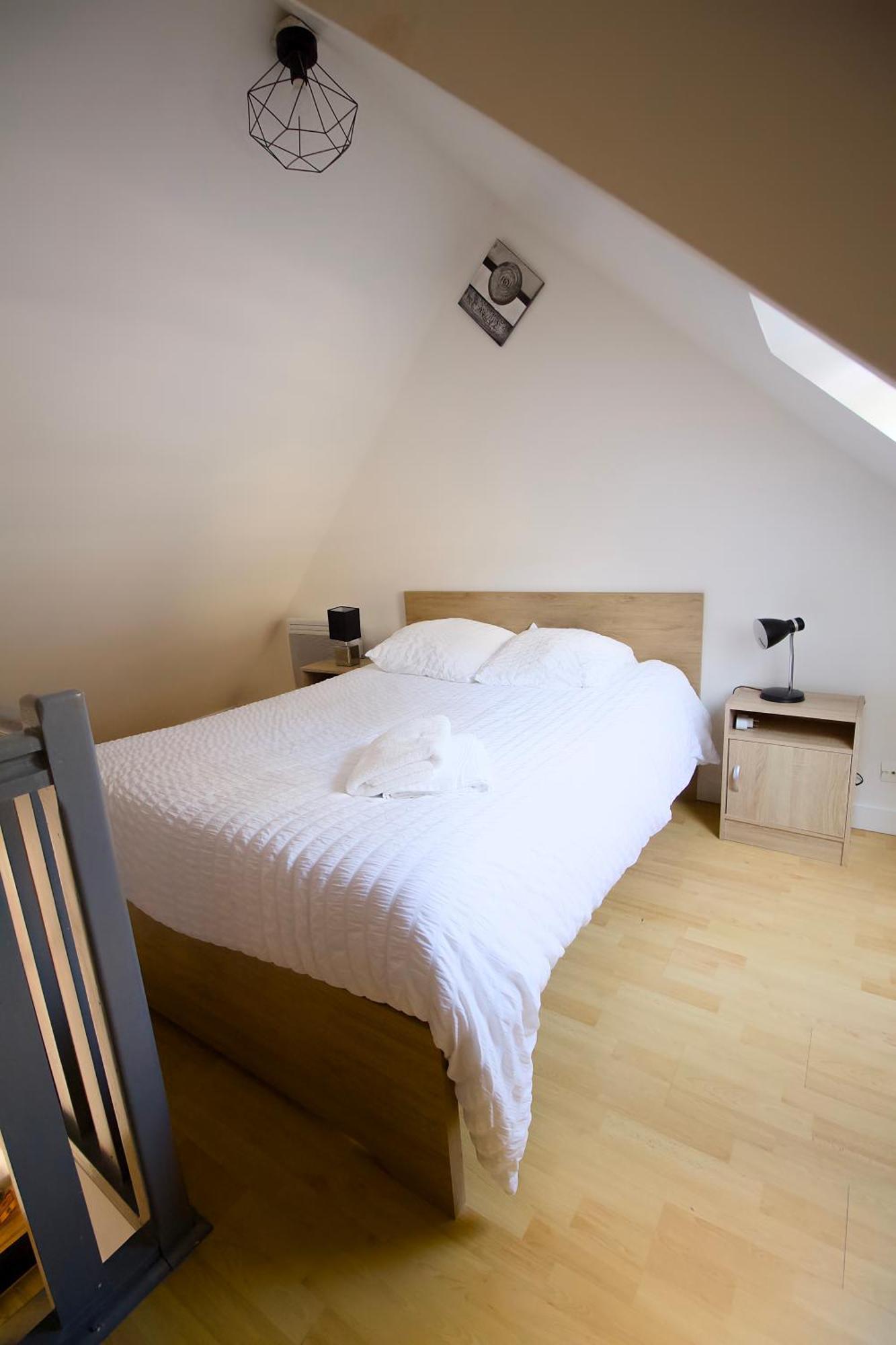Triplex Lumineux A Cherbourg, Hyper Centre, 2 Pas Du Port & Vie Nocturne, Intendance Luxury Host Εξωτερικό φωτογραφία