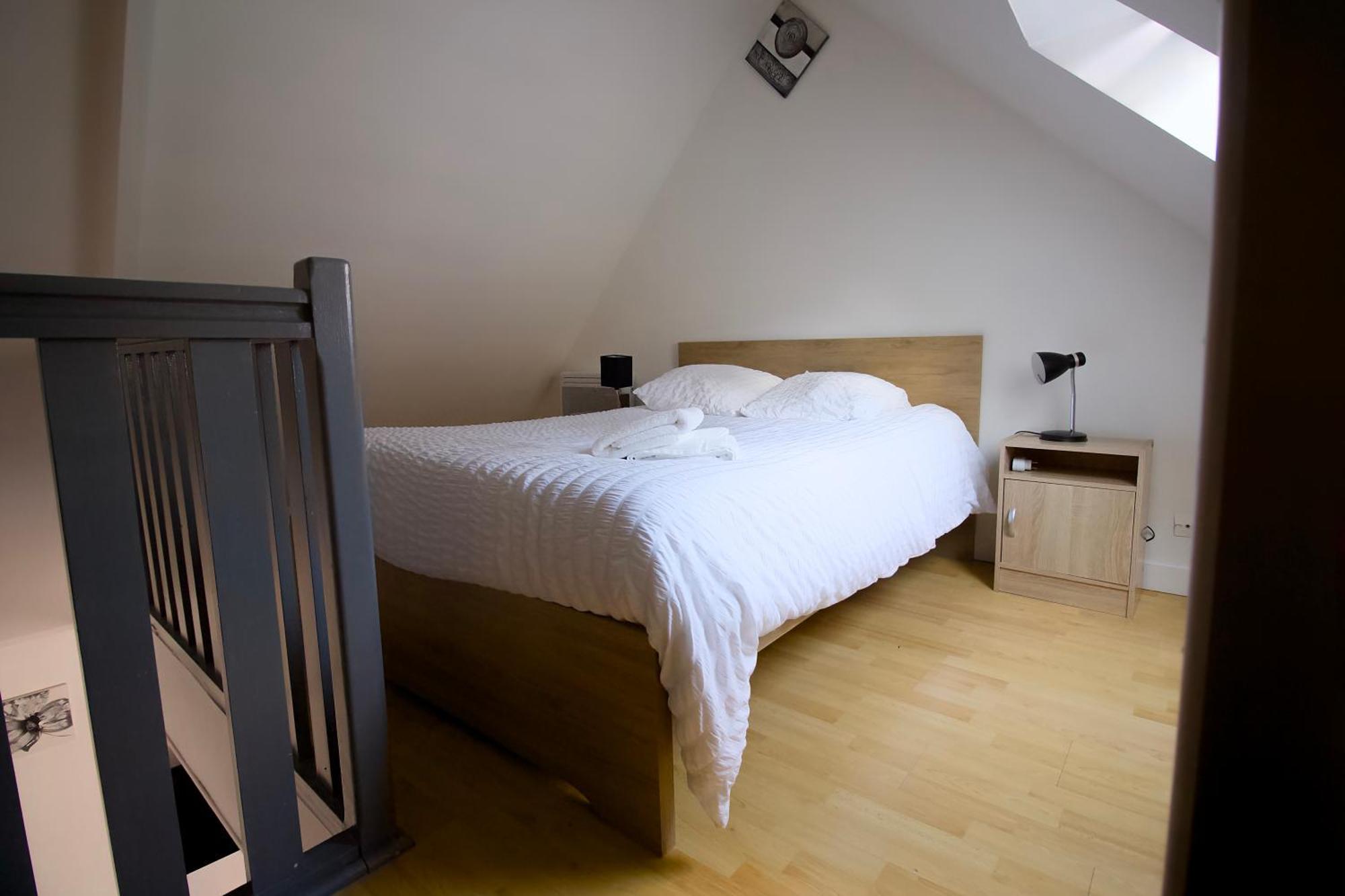 Triplex Lumineux A Cherbourg, Hyper Centre, 2 Pas Du Port & Vie Nocturne, Intendance Luxury Host Εξωτερικό φωτογραφία